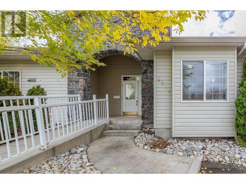 9719 Brown Street, Summerland, BC - Outdoor