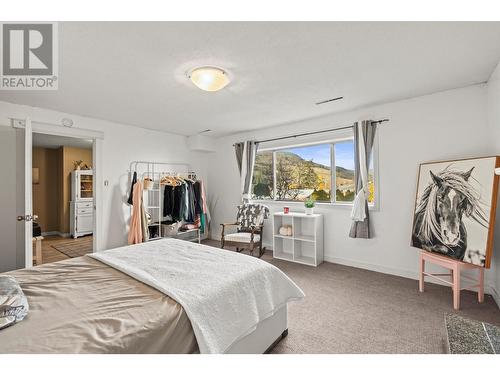 3800 35A Street, Vernon, BC - Indoor Photo Showing Bedroom