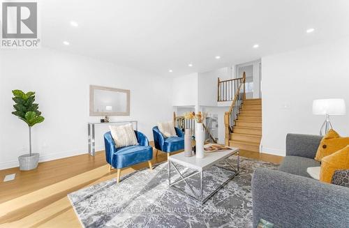 67 Winterfold Drive, Brampton, ON - Indoor Photo Showing Living Room