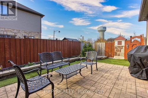 41 Valiant Circle, Hamilton, ON - Outdoor With Deck Patio Veranda With Exterior