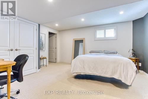 4 Valiant Circle, Hamilton, ON - Indoor Photo Showing Bedroom