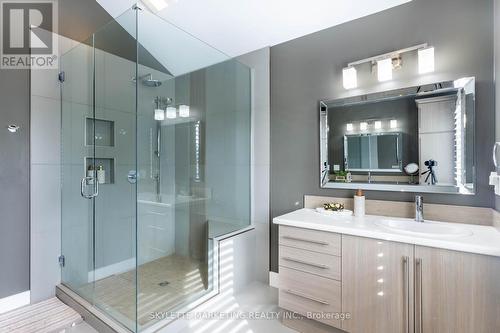 536 Juliana Drive, Strathroy-Caradoc, ON - Indoor Photo Showing Bathroom