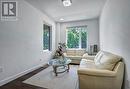 Room 1 - 528 Jones Road, Hamilton, ON  - Indoor Photo Showing Living Room 