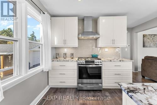 121 Louth Street, St. Catharines, ON - Indoor Photo Showing Kitchen With Upgraded Kitchen