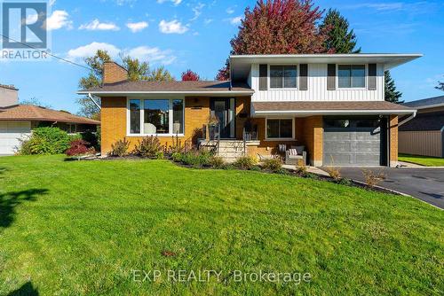 6977 Waterloo Drive, Niagara Falls, ON - Outdoor With Facade