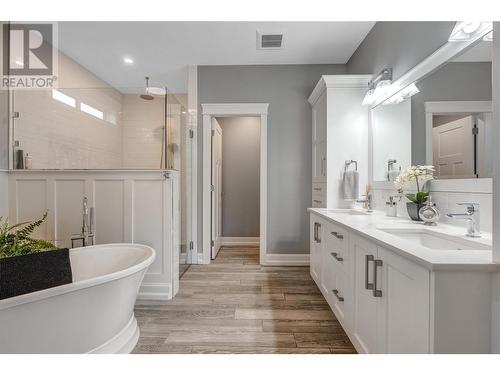 1715 Britton Road, Summerland, BC - Indoor Photo Showing Bathroom