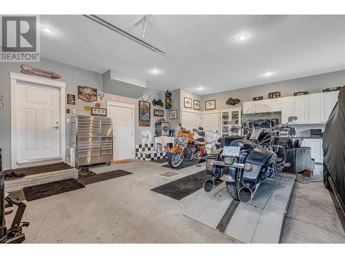 1715 Britton Road, Summerland, BC - Indoor Photo Showing Garage