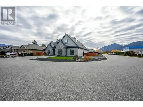 1715 Britton Road, Summerland, BC - Outdoor