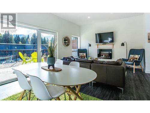 1901 Nels Nelson Crescent Unit# 1201, Revelstoke, BC - Indoor With Fireplace