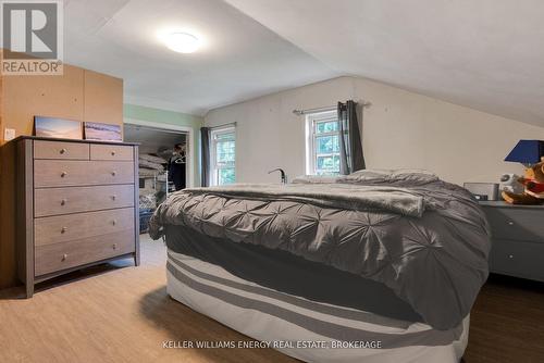 188 Valentia Road, Kawartha Lakes (Little Britain), ON - Indoor Photo Showing Bedroom