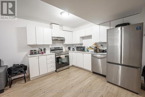 Lower - 9 Kestrel Court, Barrie, ON - Indoor Photo Showing Kitchen