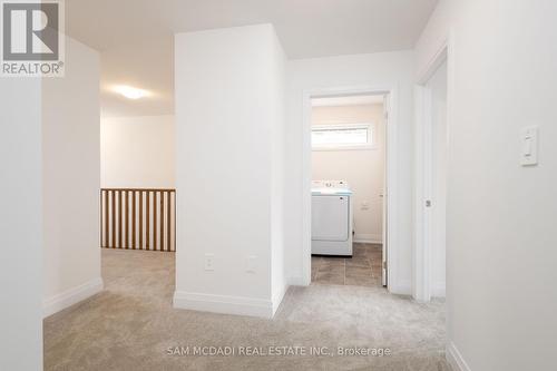 Upper - 114 Franklin Trail, Barrie, ON - Indoor Photo Showing Other Room