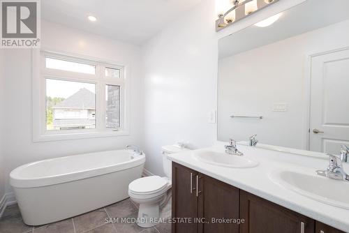 Upper - 114 Franklin Trail, Barrie, ON - Indoor Photo Showing Bathroom