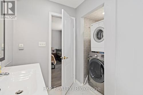 28 Wandering Trail Drive, Brampton, ON - Indoor Photo Showing Laundry Room