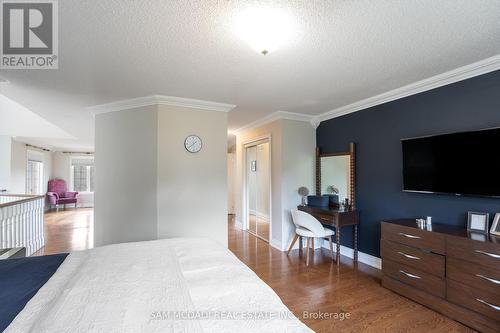 10 Stonehart Street, Caledon, ON - Indoor Photo Showing Bedroom