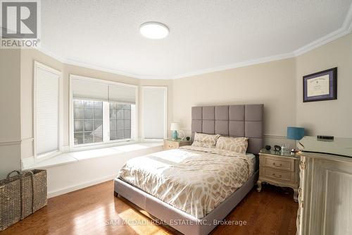 10 Stonehart Street, Caledon, ON - Indoor Photo Showing Bedroom