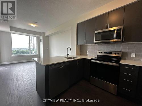 1008 - 3220 William Coltson Avenue, Oakville, ON - Indoor Photo Showing Kitchen