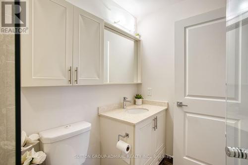 204 - 95 North Park Road, Vaughan, ON - Indoor Photo Showing Bathroom