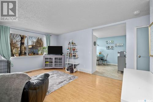 29 Kemp Crescent, Prince Albert, SK - Indoor Photo Showing Living Room