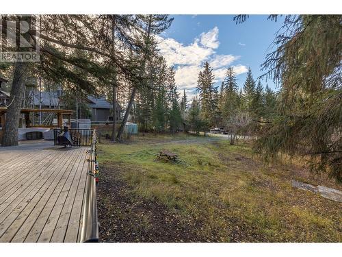 4736 Copper Crescent, Windermere, BC - Outdoor With Deck Patio Veranda