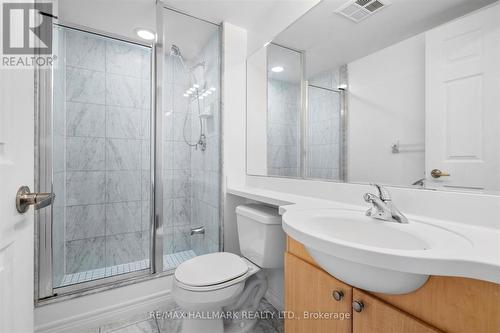 3011 - 763 Bay Street, Toronto, ON - Indoor Photo Showing Bathroom