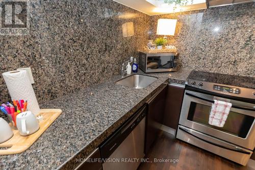 421 - 75 Portland Street, Toronto, ON - Indoor Photo Showing Kitchen With Stainless Steel Kitchen