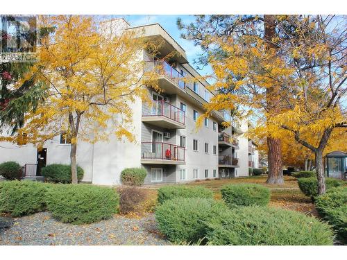 110 Skaha Place Unit# 303, Penticton, BC - Outdoor