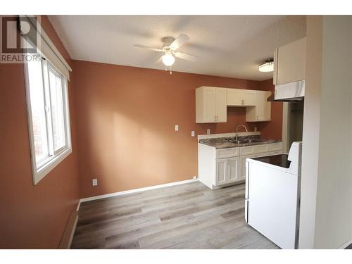 110 Skaha Place Unit# 303, Penticton, BC - Indoor Photo Showing Kitchen