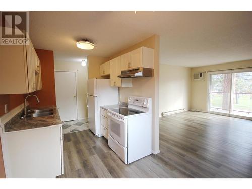 110 Skaha Place Unit# 303, Penticton, BC - Indoor Photo Showing Kitchen With Double Sink