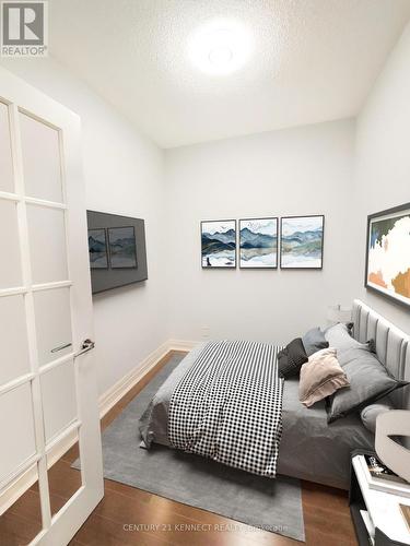 608 - 8130 Birchmount Road, Markham, ON - Indoor Photo Showing Bedroom