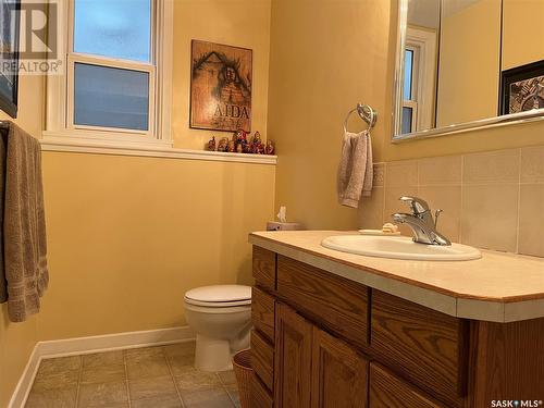 604 North Hill Drive, Swift Current, SK - Indoor Photo Showing Bathroom