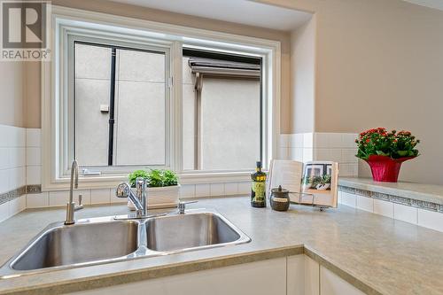 4141 Gallaghers Boulevard S, Kelowna, BC - Indoor Photo Showing Kitchen With Double Sink