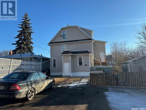 1046 Main Street N, Moose Jaw, SK - Outdoor