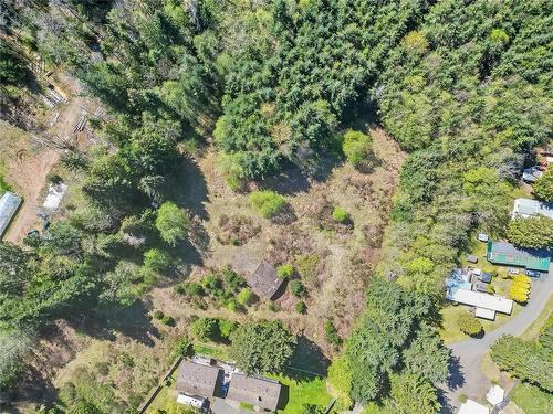 6330 Island Hwy, Qualicum Beach, BC 