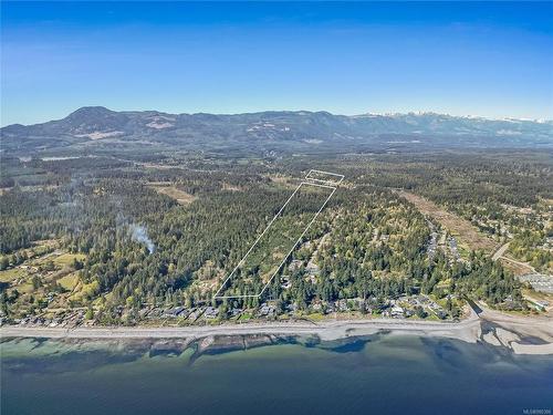 6330 Island Hwy, Qualicum Beach, BC 