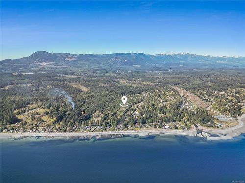 6330 Island Hwy, Qualicum Beach, BC 