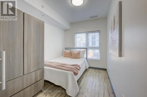 2211 - 258B Sunview Street, Waterloo, ON - Indoor Photo Showing Bedroom