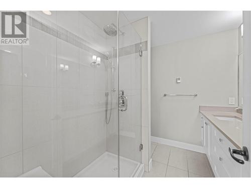 2171 Van Horne Drive Unit# 4, Kamloops, BC - Indoor Photo Showing Bathroom