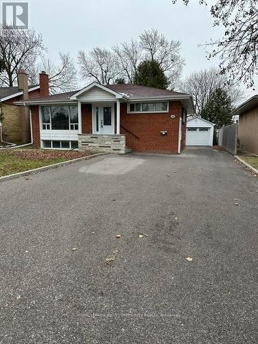 388 Allen Court, Richmond Hill, ON - Outdoor