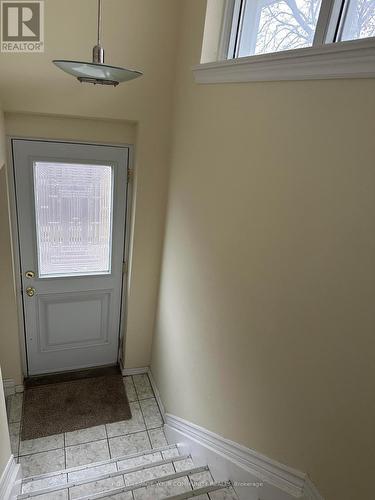 388 Allen Court, Richmond Hill, ON - Indoor Photo Showing Other Room