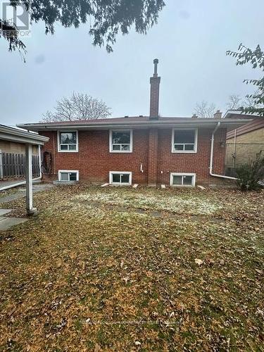 388 Allen Court, Richmond Hill, ON - Outdoor