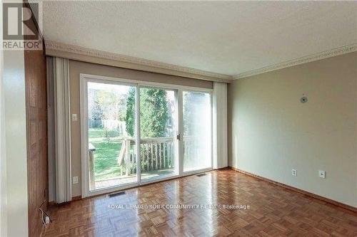 90 Elgin Mills Road W, Richmond Hill, ON - Indoor Photo Showing Other Room