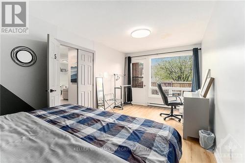 27 - 2939 Fairlea Crescent, Ottawa, ON - Indoor Photo Showing Bedroom