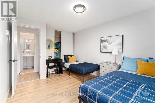 27 - 2939 Fairlea Crescent, Ottawa, ON - Indoor Photo Showing Bedroom