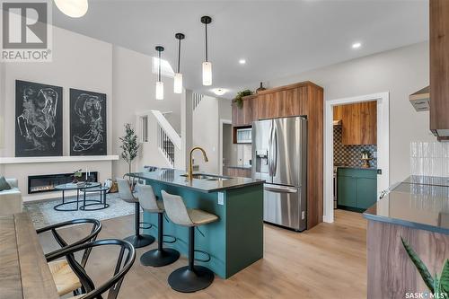 907 Traeger Manor, Saskatoon, SK - Indoor Photo Showing Kitchen With Upgraded Kitchen