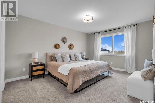 907 Traeger Manor, Saskatoon, SK - Indoor Photo Showing Bedroom