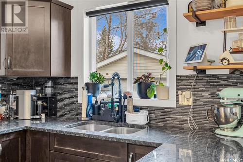 366 Wedge Road, Saskatoon, SK - Indoor Photo Showing Kitchen With Double Sink