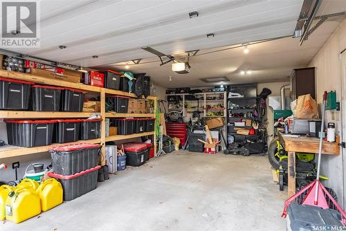 366 Wedge Road, Saskatoon, SK - Indoor Photo Showing Garage