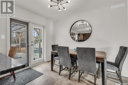 366 Wedge Road, Saskatoon, SK - Indoor Photo Showing Dining Room