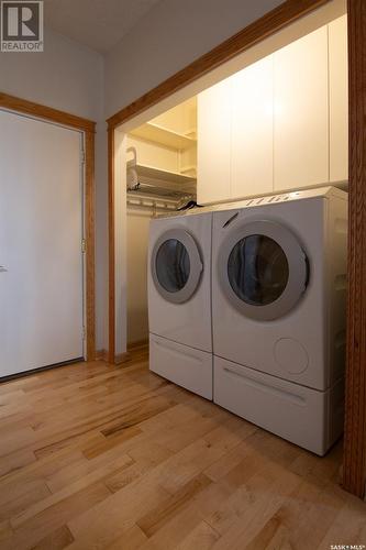 659 Candle Way, Saskatoon, SK - Indoor Photo Showing Laundry Room